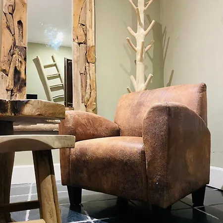 Comme A La Ferme Bed & Breakfast