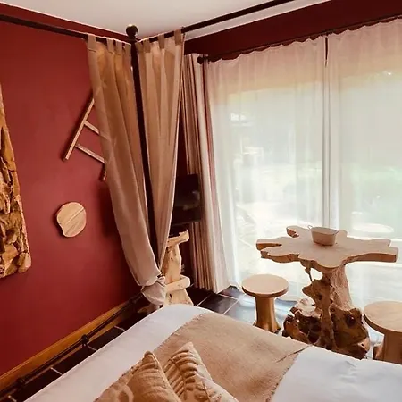 Comme A La Ferme B&B 더뷔
